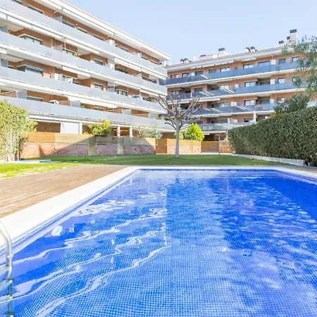 2kis - * Lloret de Mar